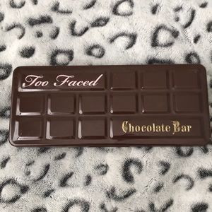 Too Faced Chocolate Bar
